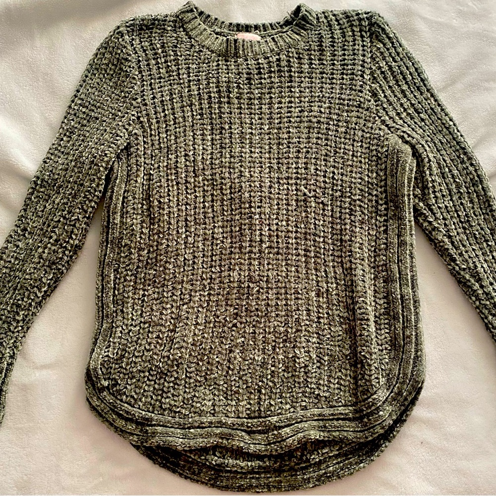 Pink Lily women’s chenille sweater. Size M/L. Color green.